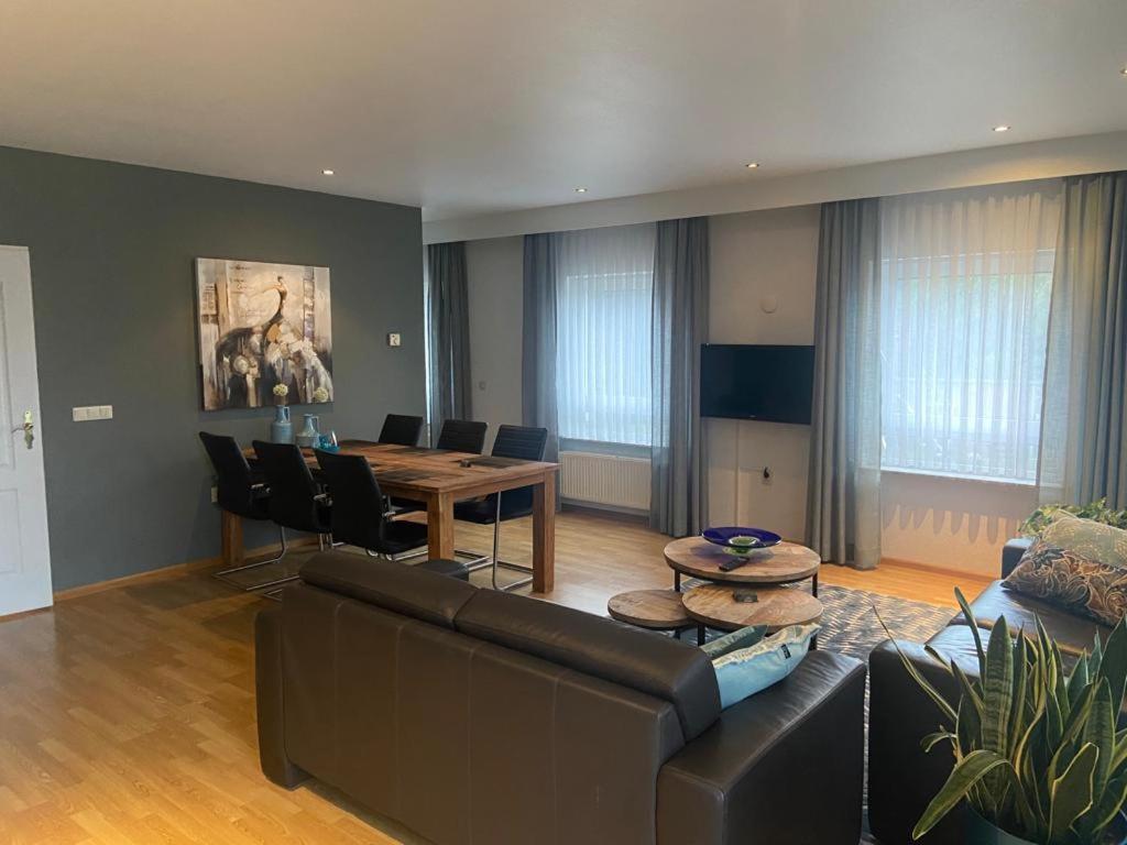 Panorama Sousberg Appartementen Schin op Geul Exteriér fotografie