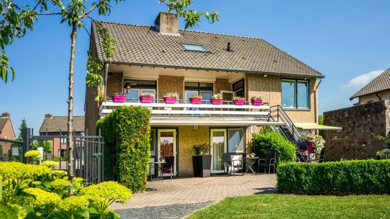Panorama Sousberg Appartementen Schin op Geul Exteriér fotografie